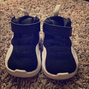 Black and White Jordan Tennis Shoes